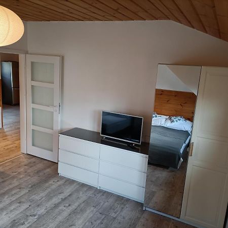 شقة Apartament Na Uboczu شكلارسكا بوريبا المظهر الخارجي الصورة